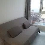 Arcadia Kadorr 8 *