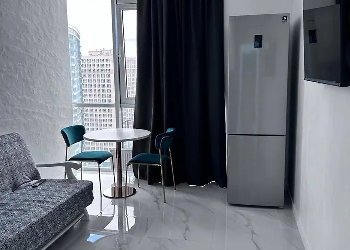 Arcadia Kadorr 8 Apartment