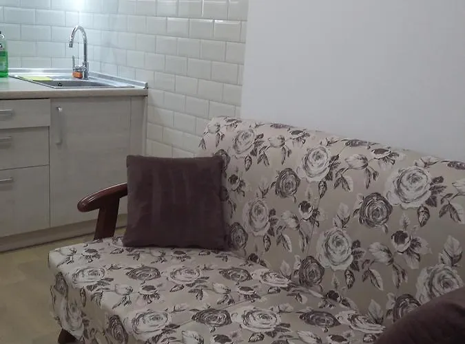 Arcadia Kadorr 8 Apartment